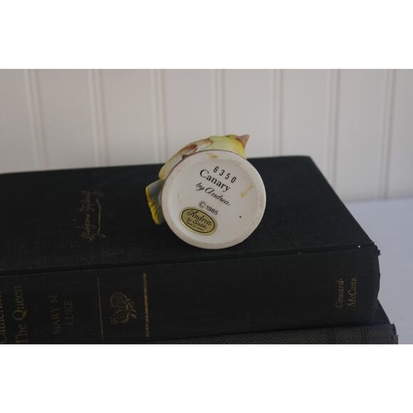 Vintage Andrea Sadek Canary Figurine #6350 Porcelain Made in Japan Collectible - Picture 4 of 5